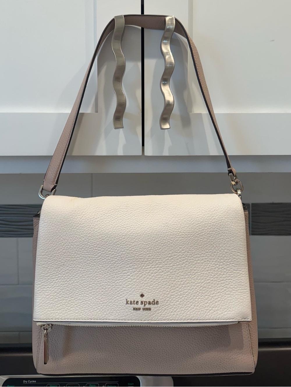 Kate Spade Pebbled Leila Medium Flap Shoulder/Crossbody Warm Beige Colorblock - Picture 3 of 12